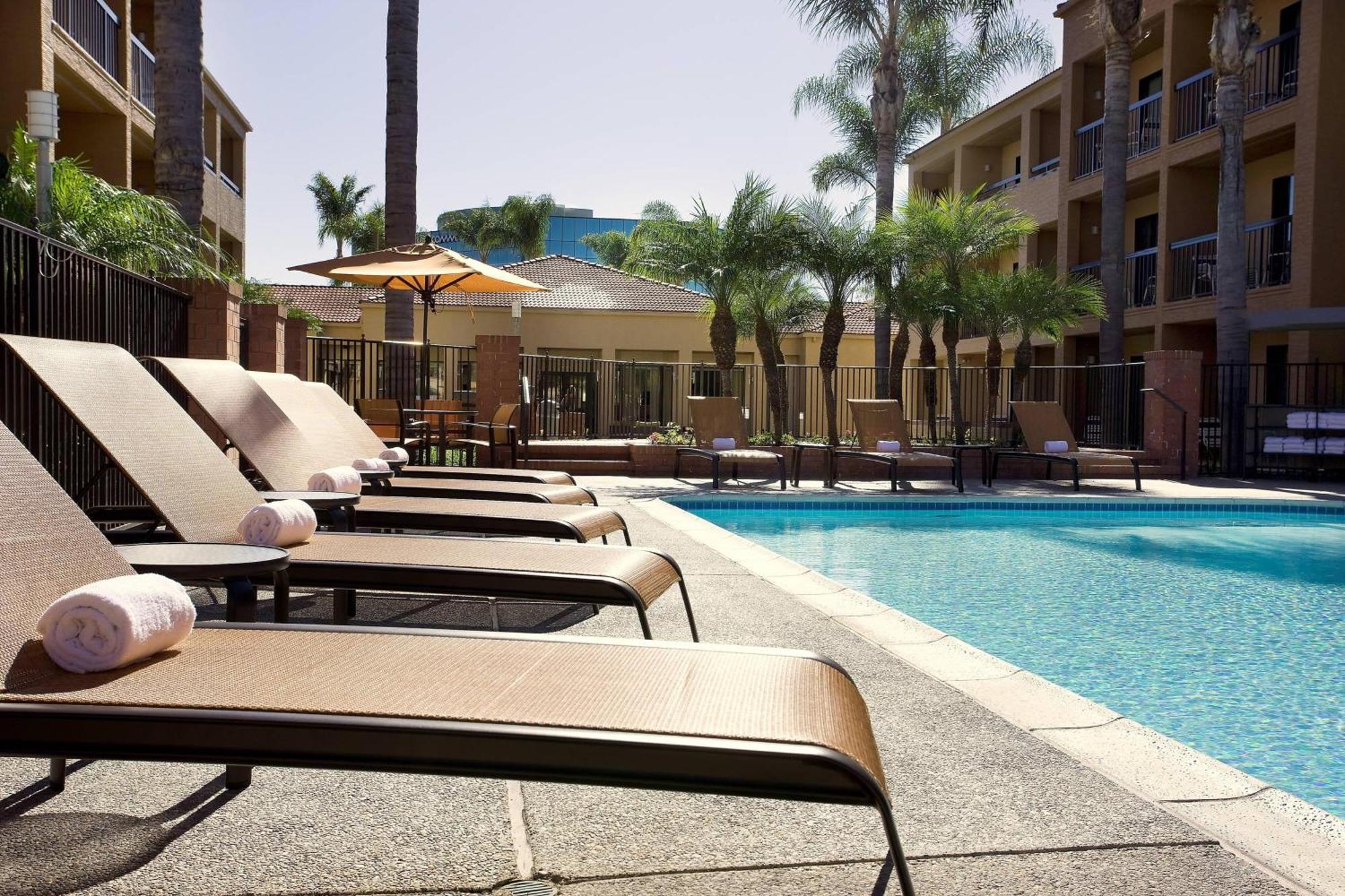 Courtyard By Marriott San Diego Sorrento Valley Εξωτερικό φωτογραφία